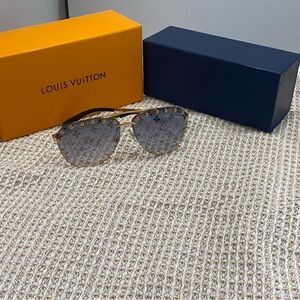 Louis Vuitton Women's Authentic Sunglasses